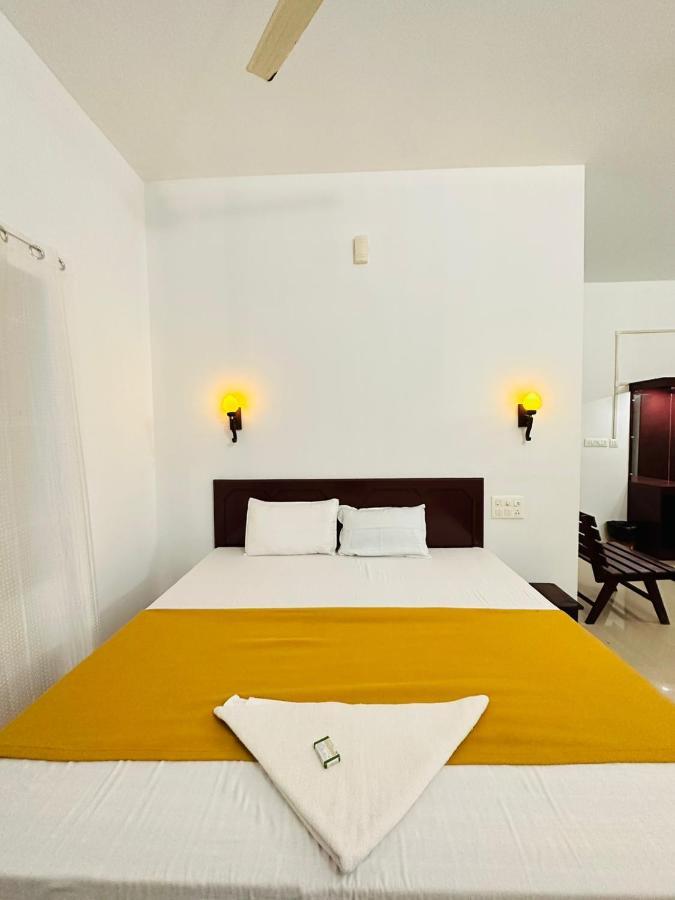 Pkn Homestay Kumily Текади Екстериор снимка