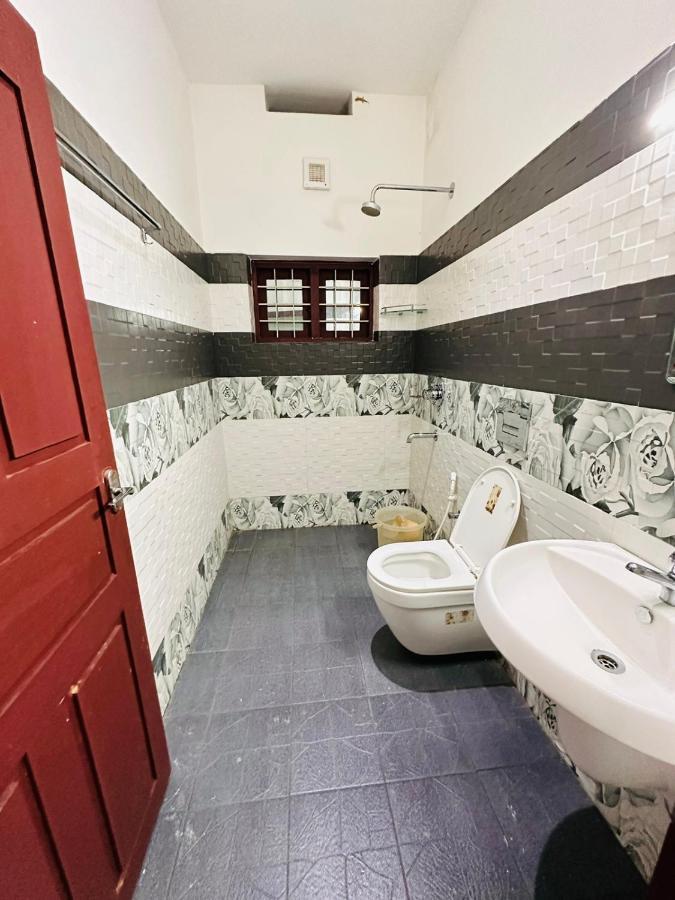 Pkn Homestay Kumily Текади Екстериор снимка